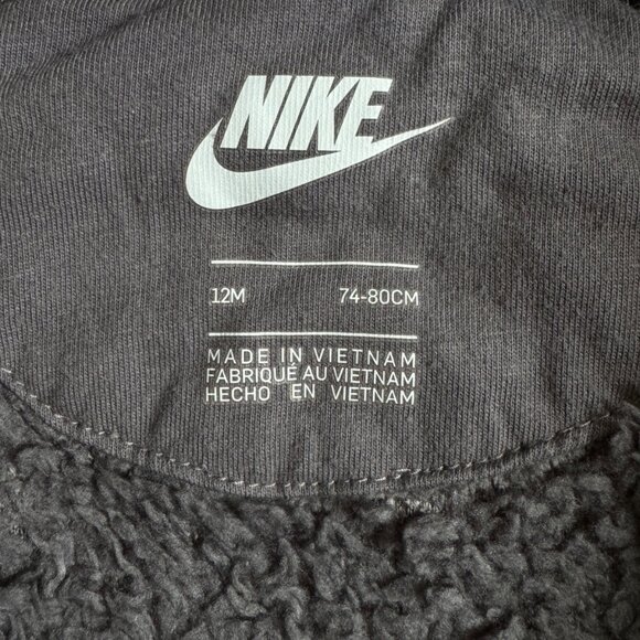 Nike Baby Hooded Sherpa Coverall Onesie 12M Gray Black Full Zip Long Sleeve - Picture 2 of 3